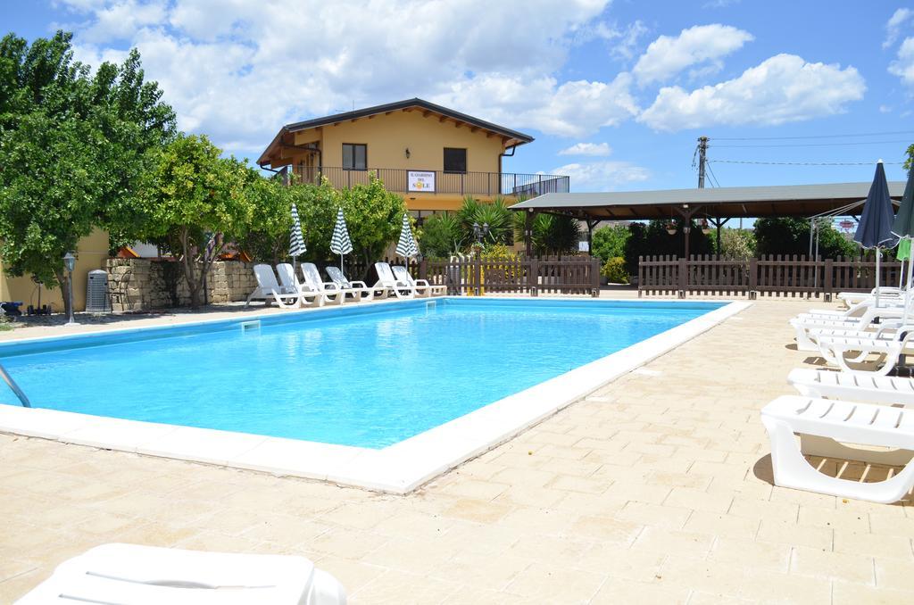 Villa Il Giardino Del Sole Agnone Bagni Exterior foto